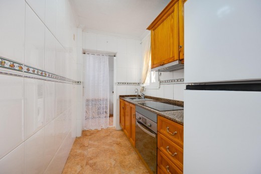 Resale - Bungalow Planta Baja - Torrevieja - Centro