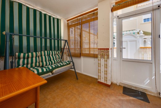 Resale - Bungalow Planta Baja - Torrevieja - Centro