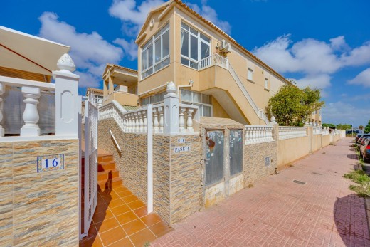 Resale - Bungalow Planta Baja - Torrevieja - Centro