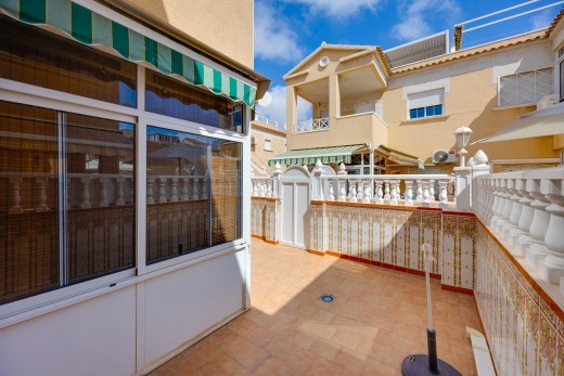 Resale - Bungalow Planta Baja - Torrevieja - Centro