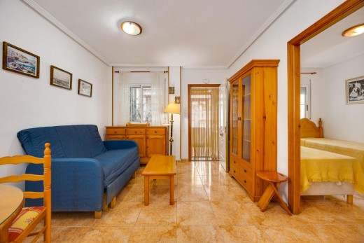 Resale - Bungalow Planta Baja - Torrevieja - Centro