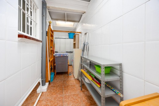 Resale - Bungalow Planta Baja - Torrevieja - Centro