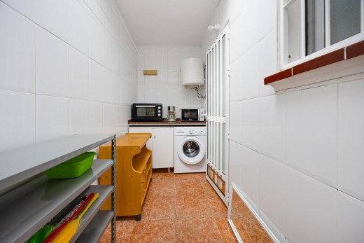 Resale - Bungalow Planta Baja - Torrevieja - Centro