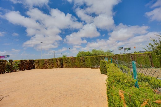 Resale - Bungalow Planta Baja - Torrevieja - Centro