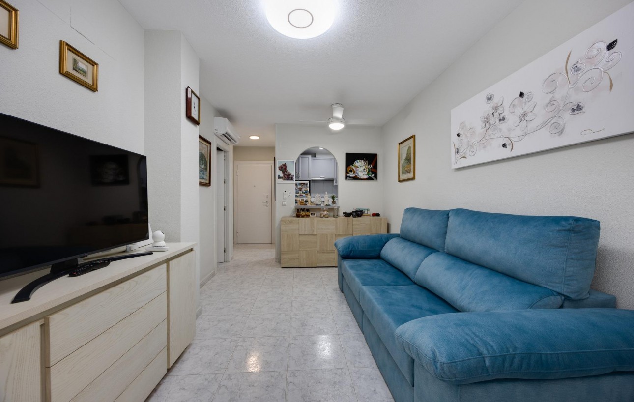 Venta - Apartamento - Torrevieja - Playa de los locos