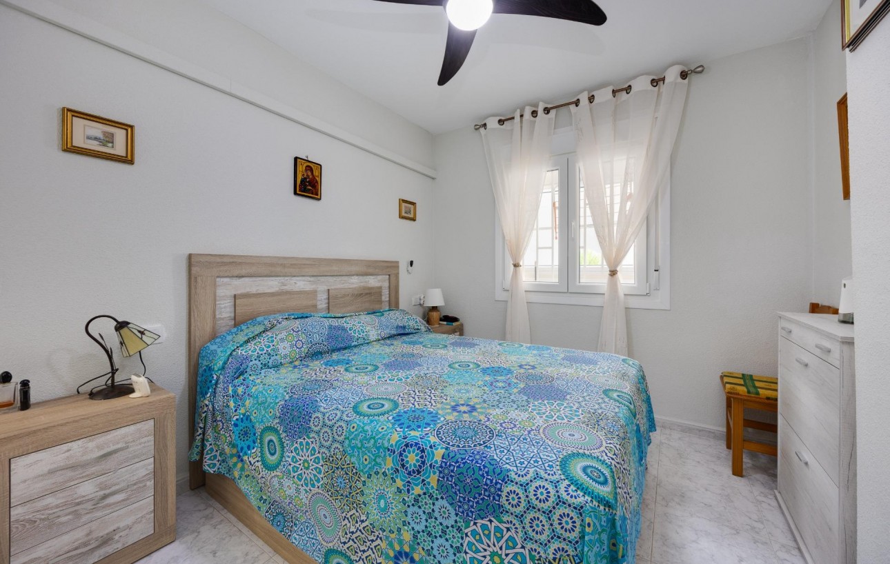 Venta - Apartamento - Torrevieja - Playa de los locos