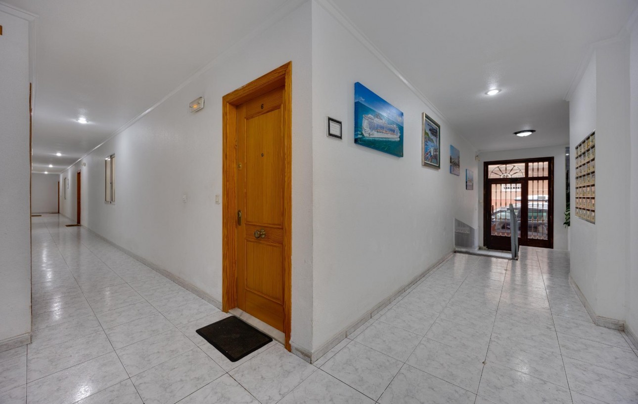 Venta - Apartamento - Torrevieja - Playa de los locos