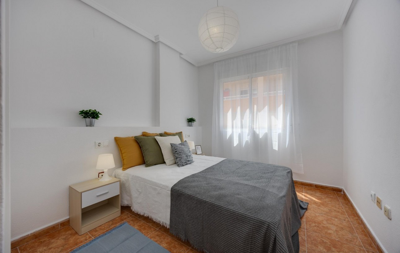 Venta - Apartamento - Torrevieja - Playa del cura