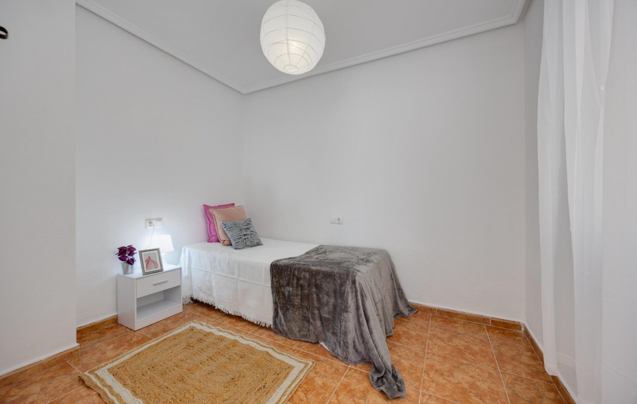 Venta - Apartamento - Torrevieja - Playa del cura