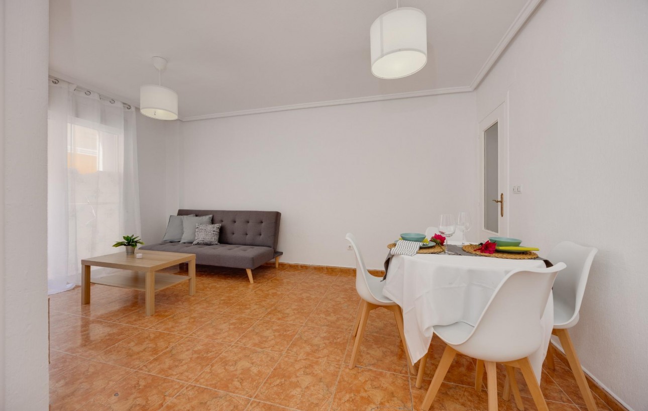 Venta - Apartamento - Torrevieja - Playa del cura