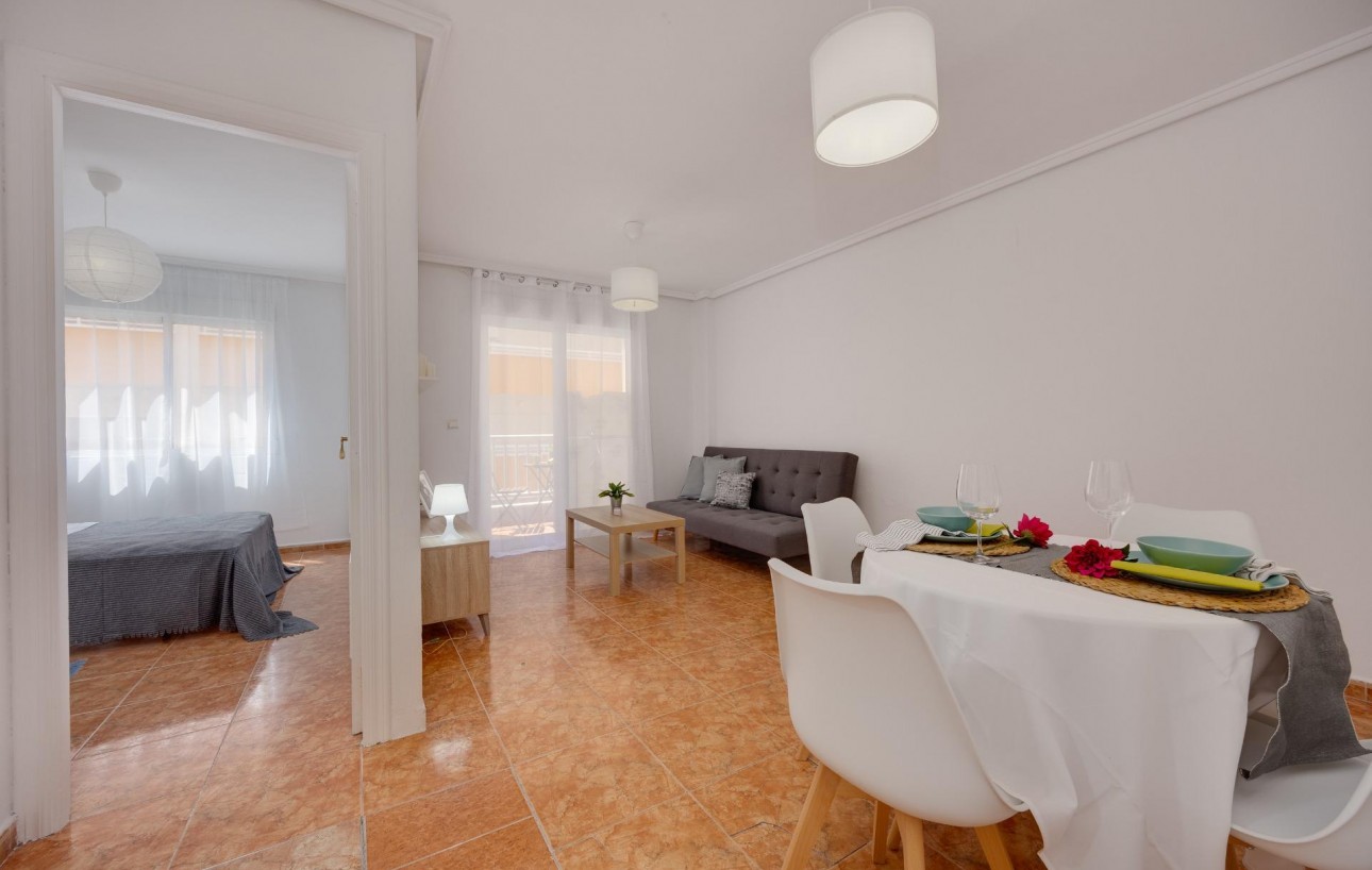 Venta - Apartamento - Torrevieja - Playa del cura