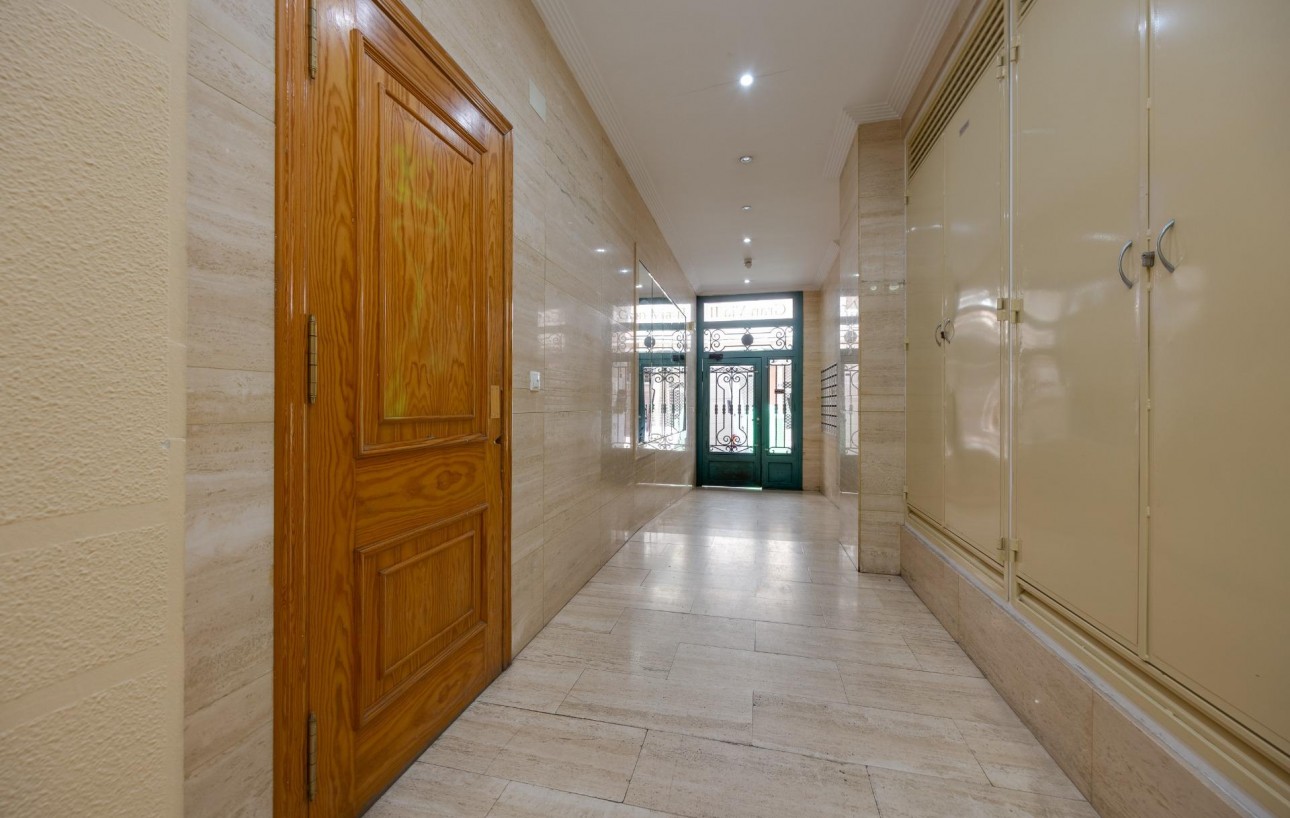 Venta - Apartamento - Torrevieja - Playa del cura