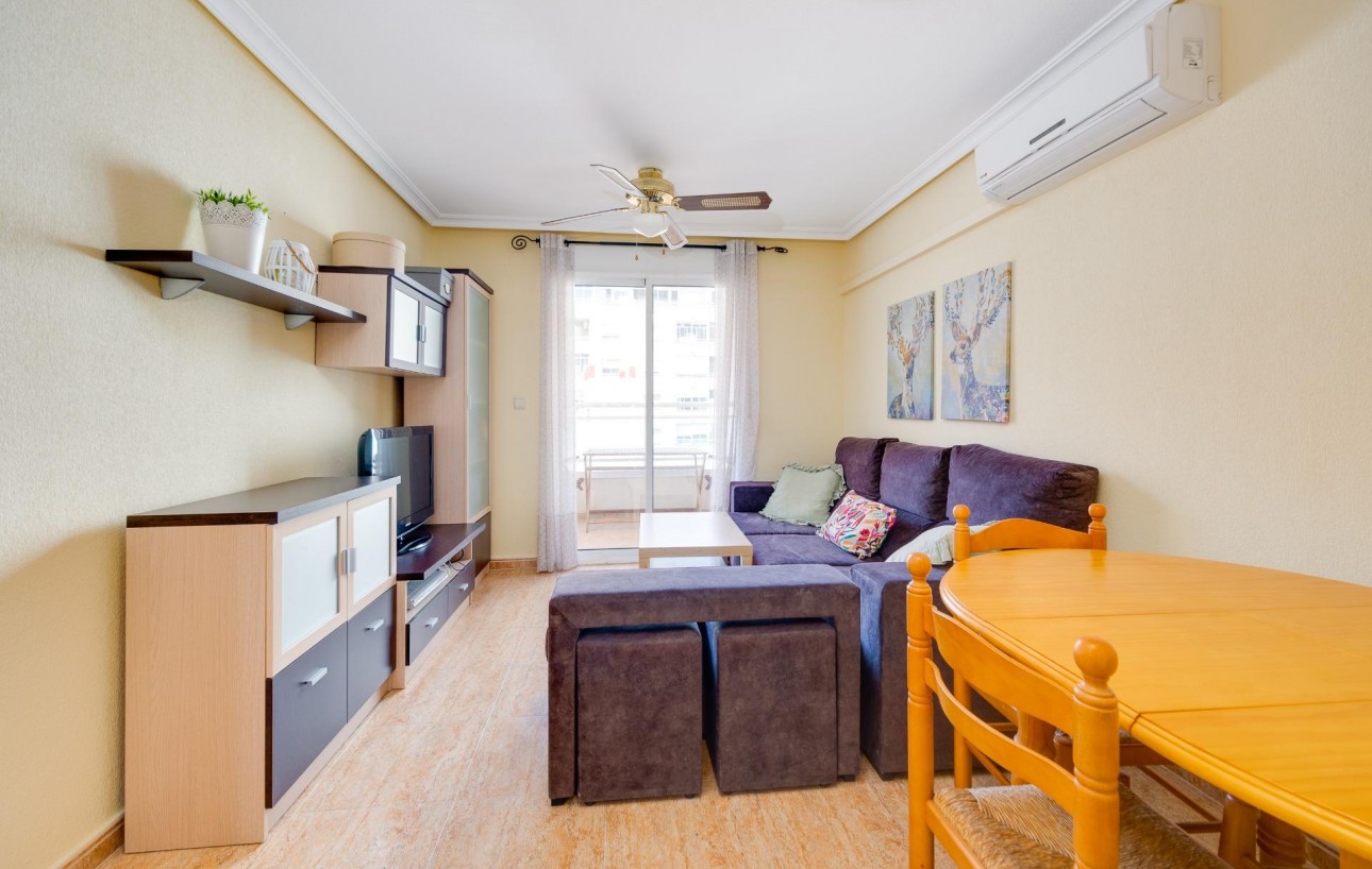 Resale - Wohnung - Torrevieja - Centro