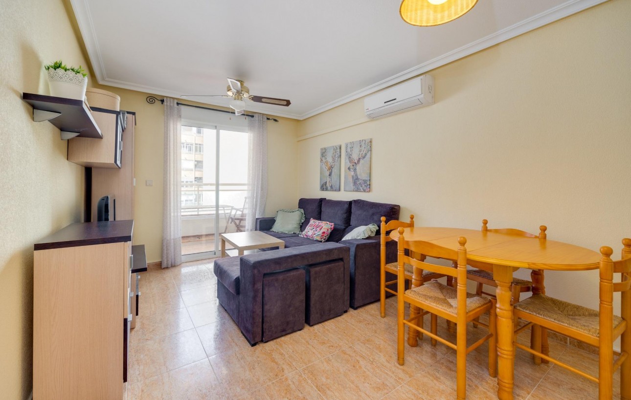 Resale - Wohnung - Torrevieja - Centro