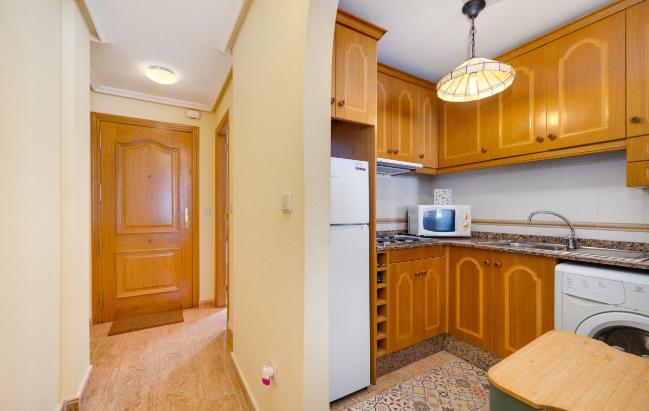 Resale - Wohnung - Torrevieja - Centro