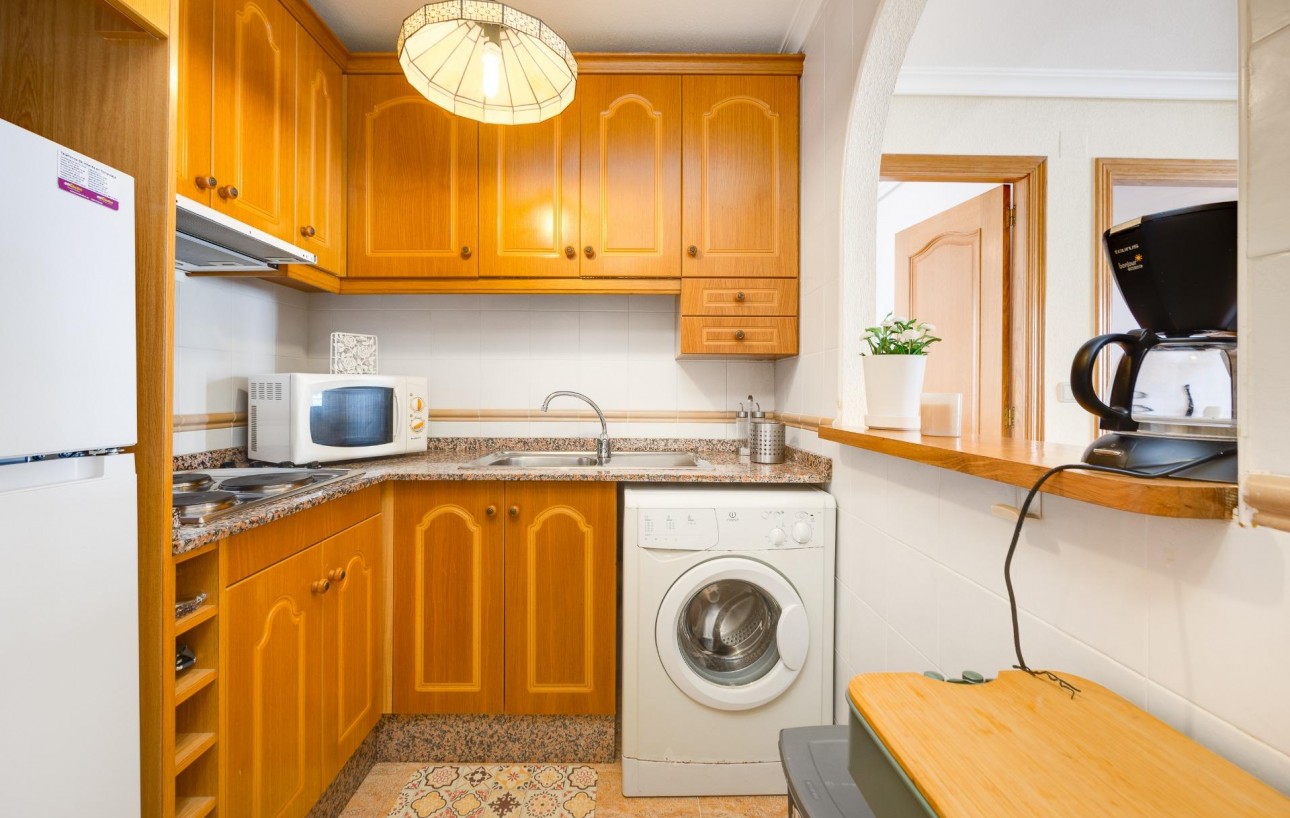 Resale - Wohnung - Torrevieja - Centro