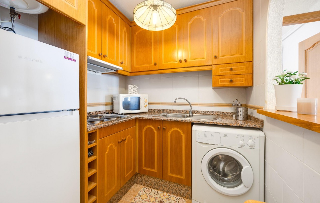 Resale - Wohnung - Torrevieja - Centro