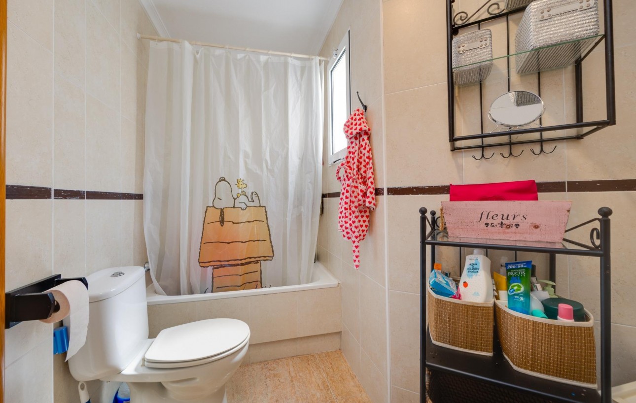 Resale - Wohnung - Torrevieja - Centro