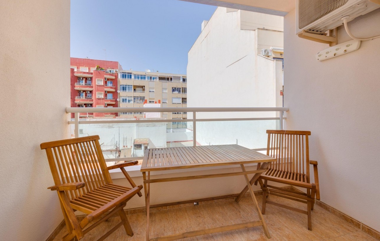 Resale - Wohnung - Torrevieja - Centro