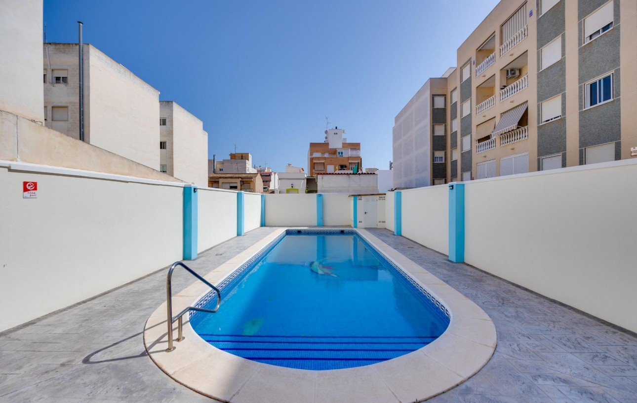 Resale - Wohnung - Torrevieja - Centro