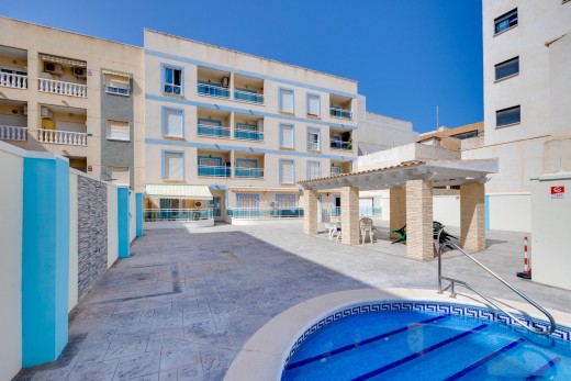 Resale - Wohnung - Torrevieja - Centro