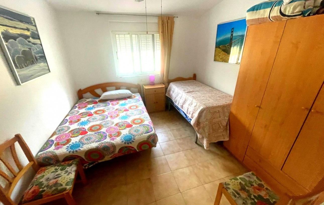 Venta - Bungalow Planta Baja - Torrevieja - Playa de los Naufragos