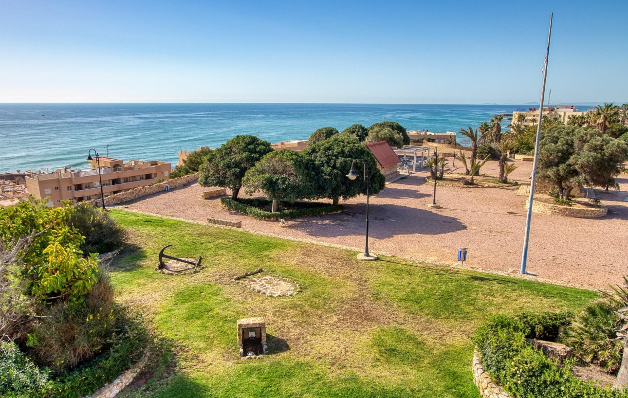 Venta - Bungalow Planta Baja - Torrevieja - Playa de los Naufragos