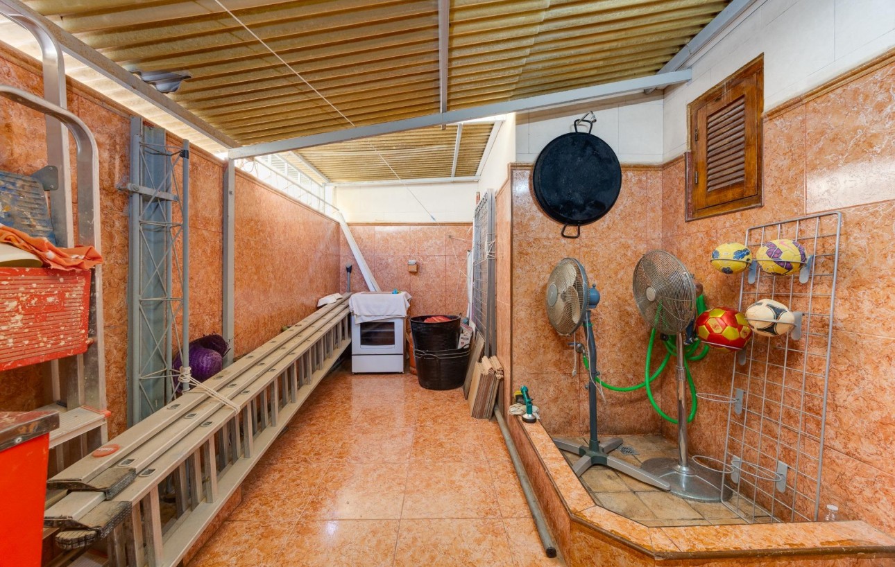 Venta - Chalet - Torrevieja - Playa de los Naufragos