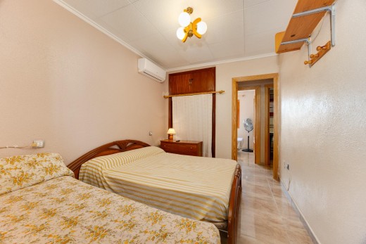 Venta - Chalet - Torrevieja - Playa de los Naufragos
