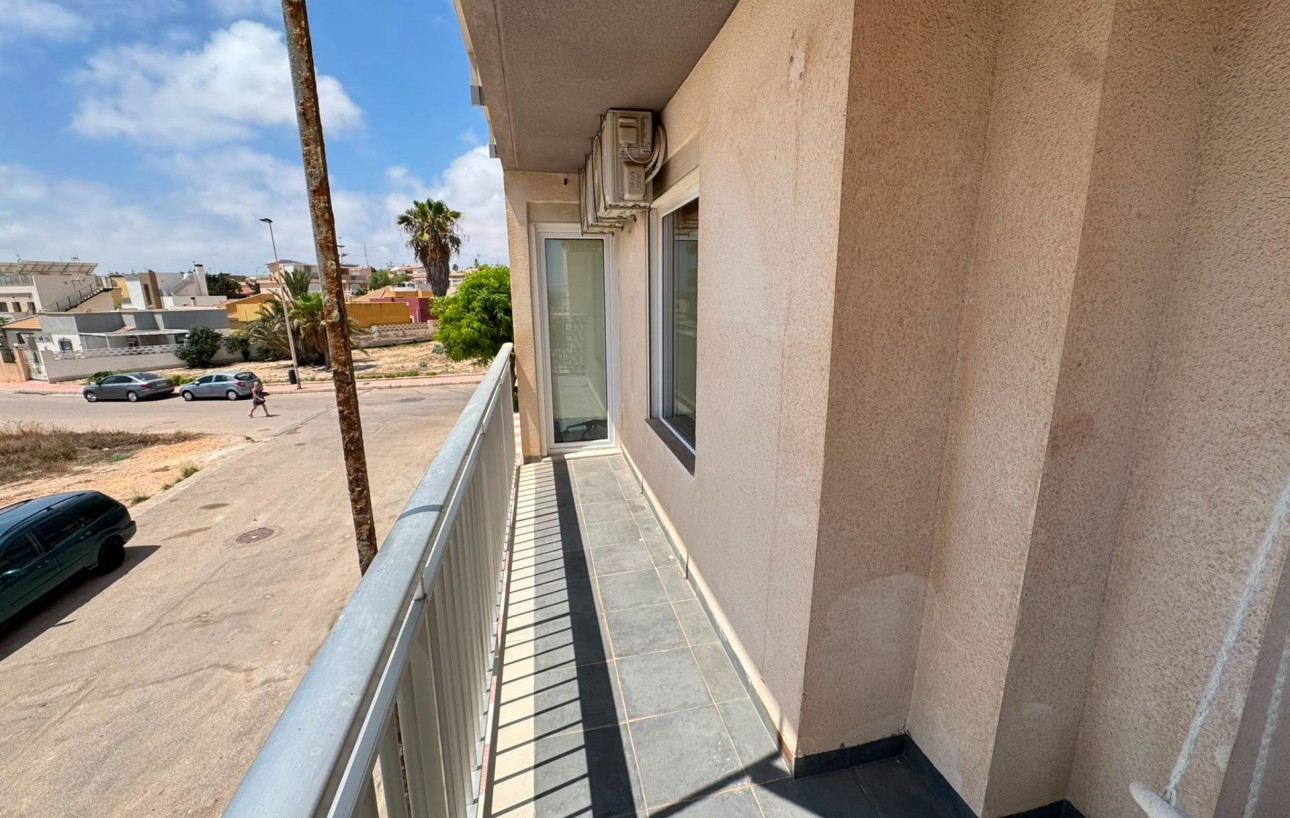 Venta - Apartamento - Torrevieja - Los Frutales