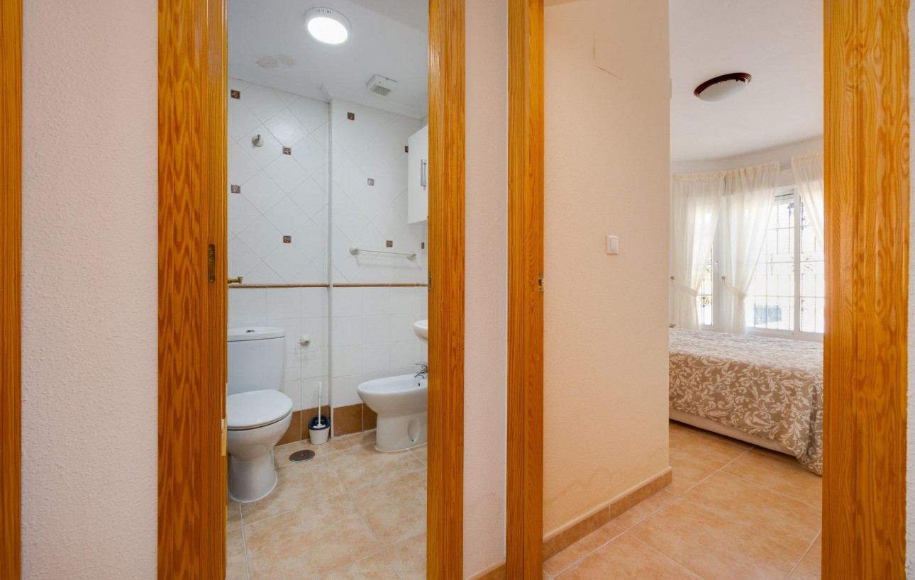 Venta - Bungalow - Torrevieja - Los balcones