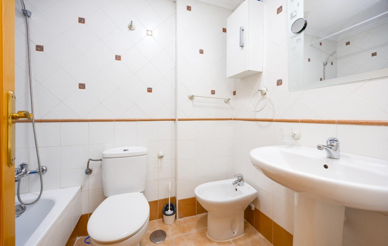 Venta - Bungalow - Torrevieja - Los balcones