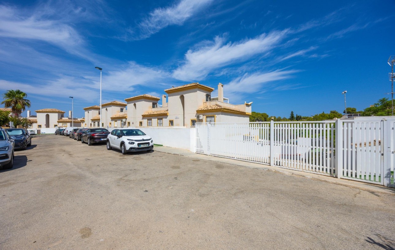 Venta - Bungalow - Torrevieja - Los balcones