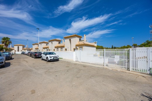 Venta - Bungalow - Torrevieja - Los balcones