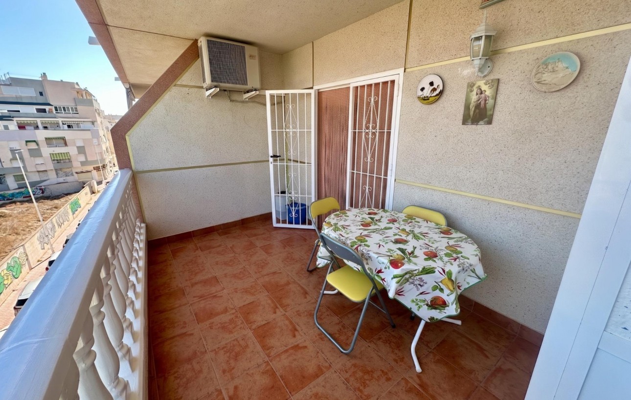 Venta - Apartamento - Torrevieja - La Mata pueblo