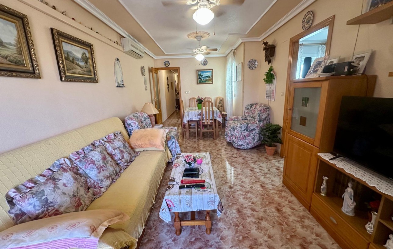 Venta - Apartamento - Torrevieja - La Mata pueblo