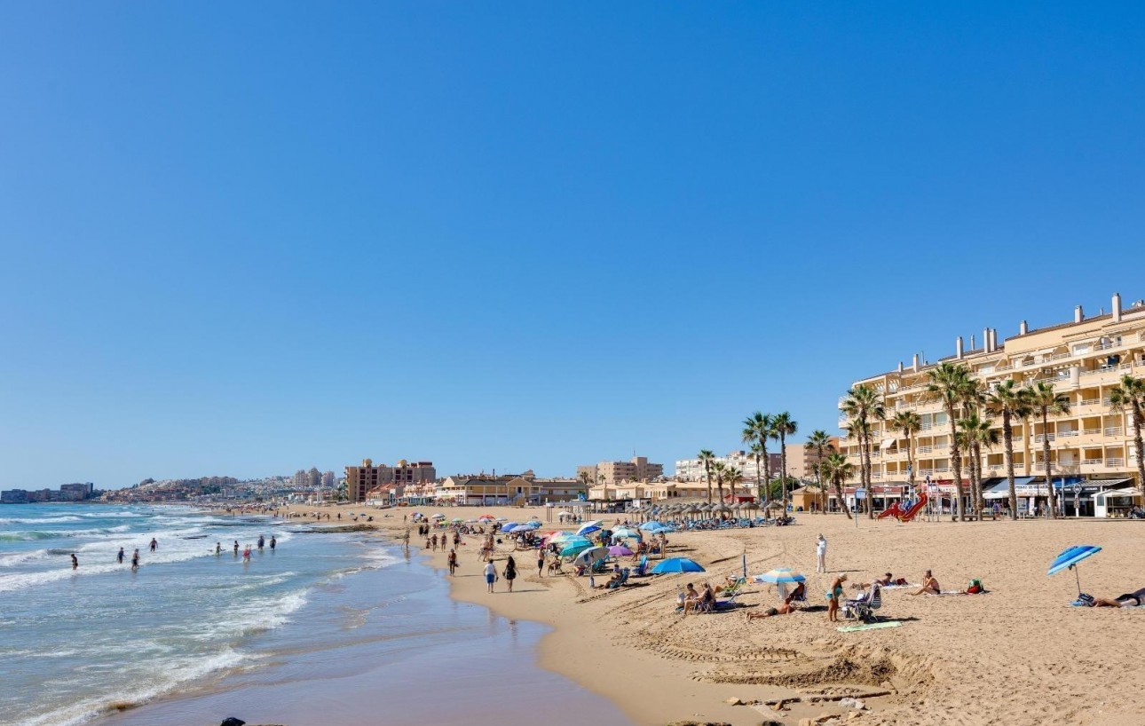 Venta - Apartamento - Torrevieja - La Mata pueblo