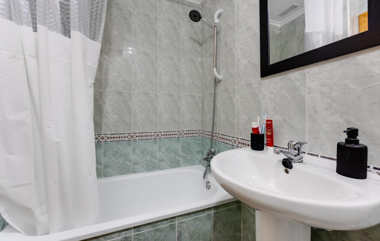 Venta - Apartamento - Torrevieja - Centro