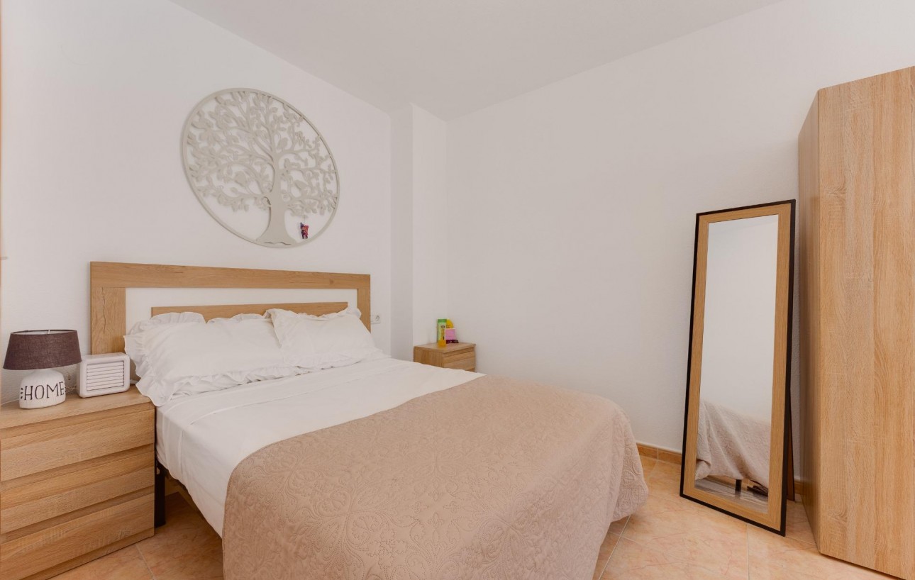 Venta - Apartamento - Torrevieja - Centro