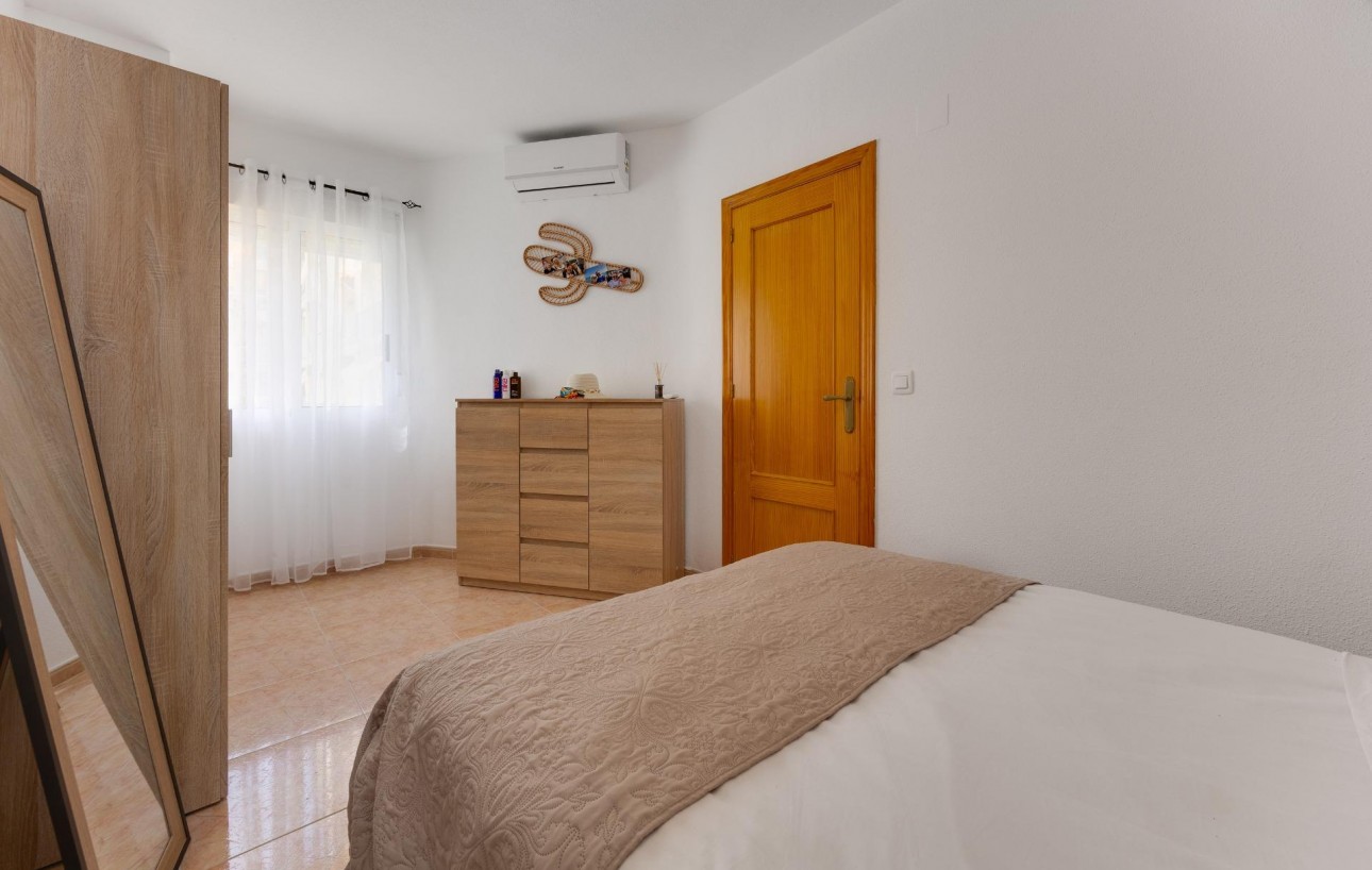 Venta - Apartamento - Torrevieja - Centro