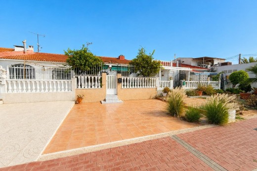 Sale - Bungalow - Torrevieja - La Siesta - El Salado - Torreta