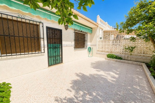 Sale - Bungalow - Torrevieja - La Siesta - El Salado - Torreta
