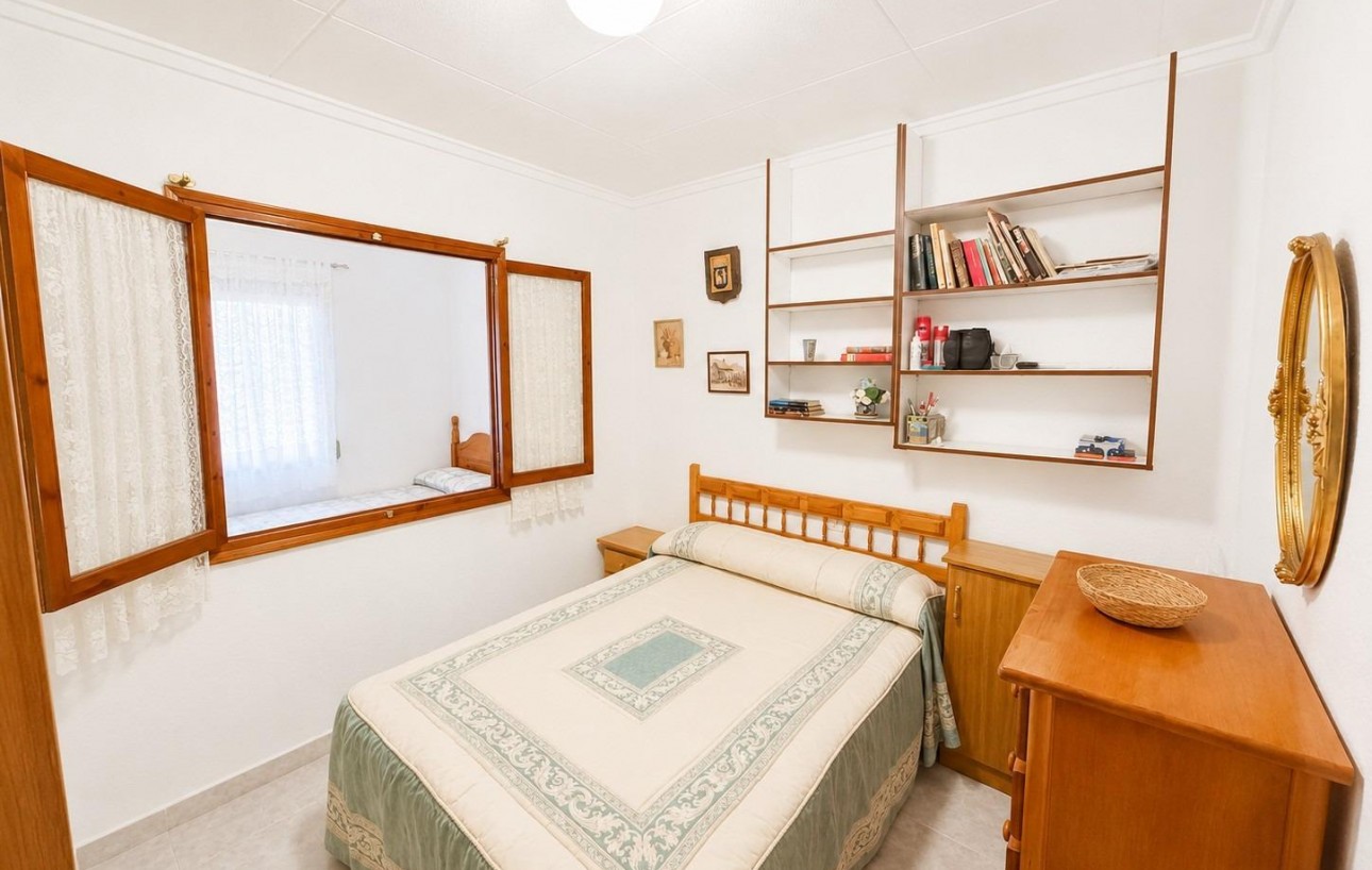 Sale - Bungalow - Torrevieja - La Siesta - El Salado - Torreta