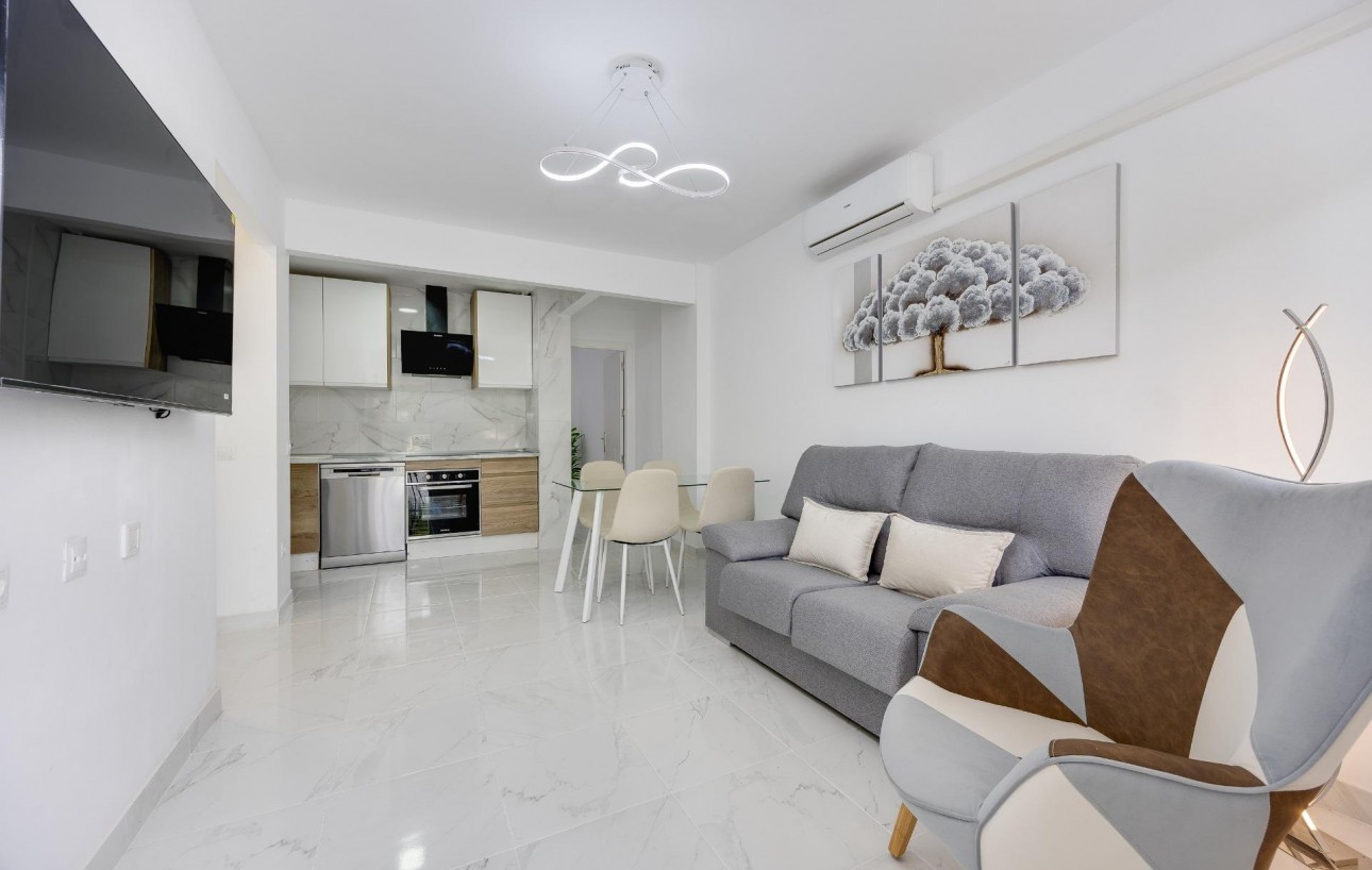 Sale - Apartment - Torrevieja - Parque de las Naciones