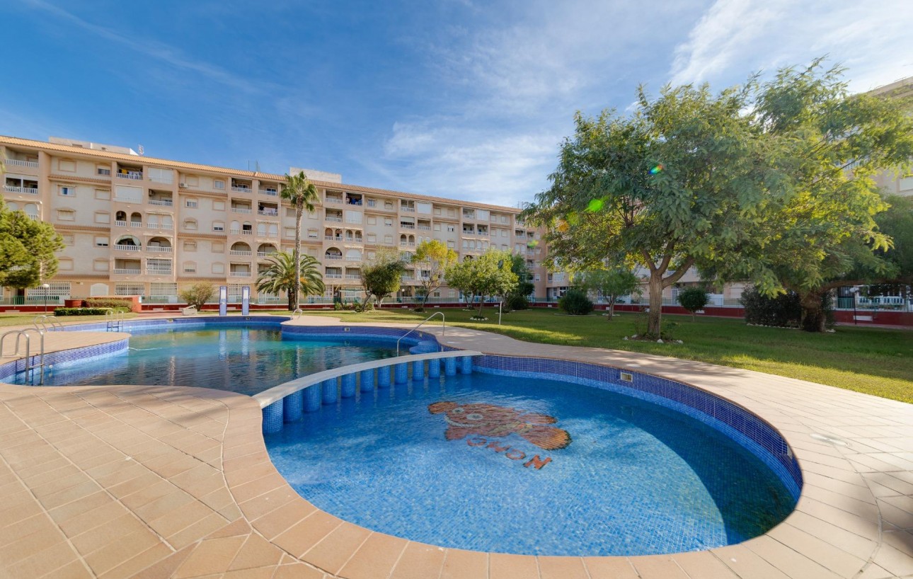 Sale - Apartment - Torrevieja - Parque de las Naciones