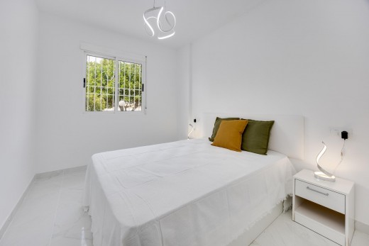 Sale - Apartment - Torrevieja - Parque de las Naciones