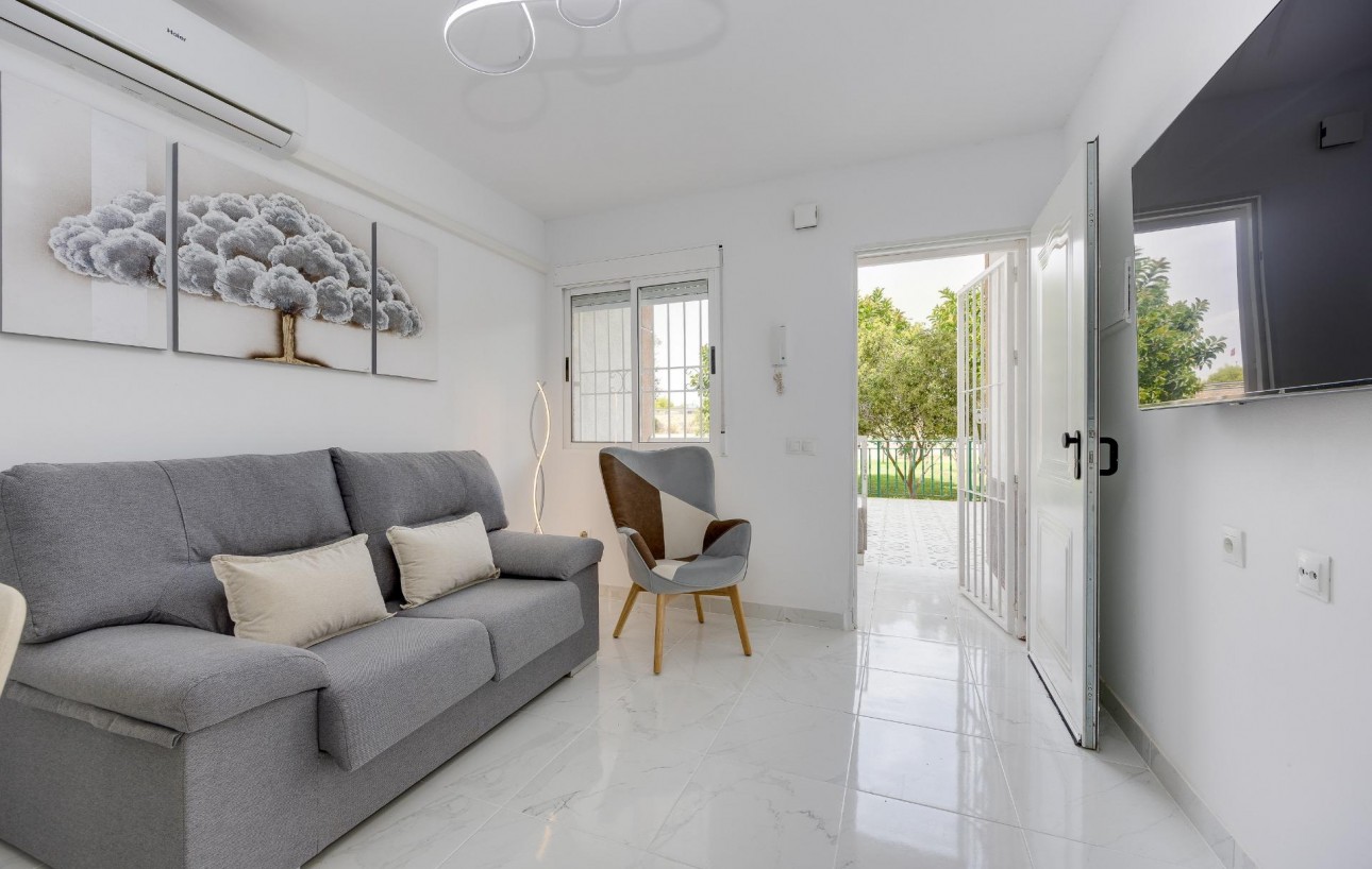 Sale - Apartment - Torrevieja - Parque de las Naciones