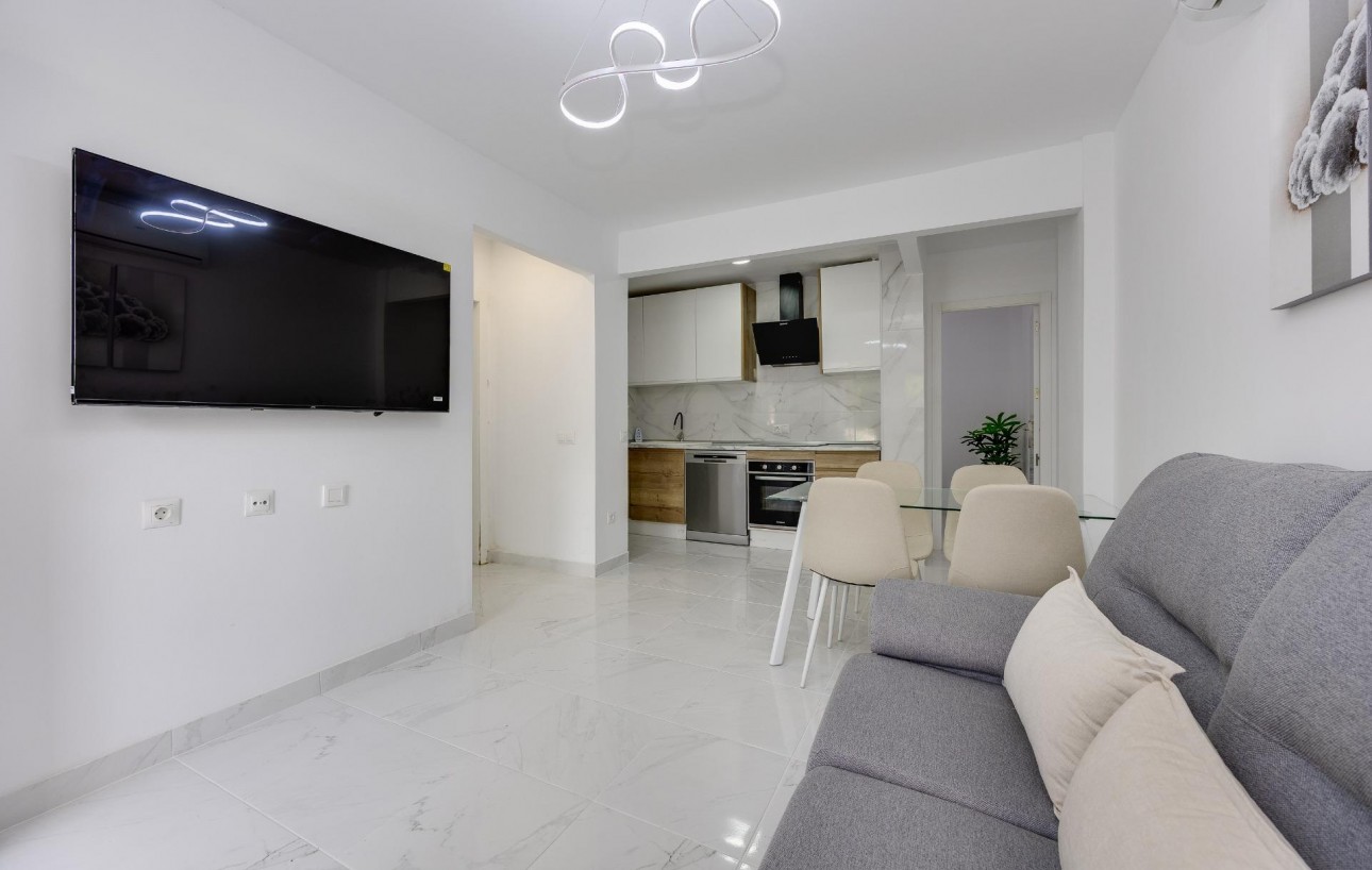 Sale - Apartment - Torrevieja - Parque de las Naciones