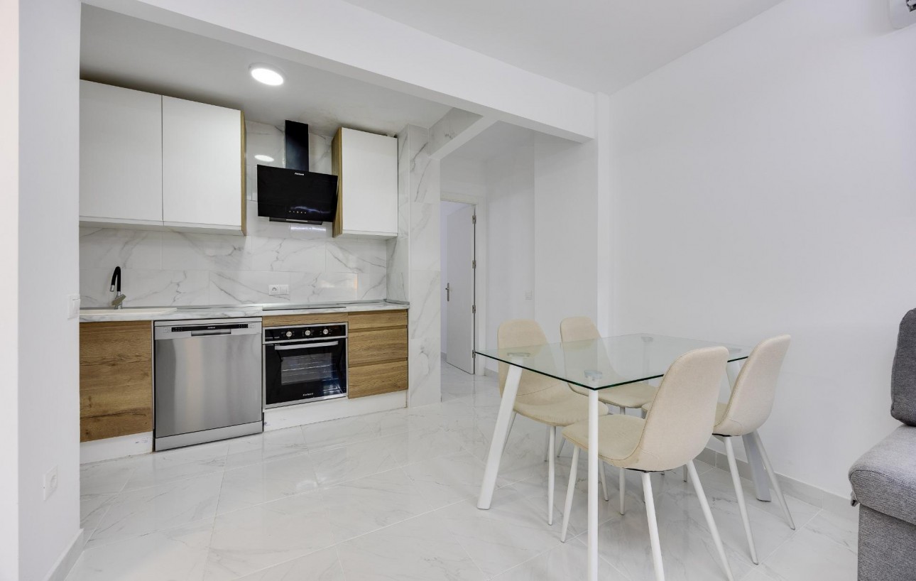 Sale - Apartment - Torrevieja - Parque de las Naciones