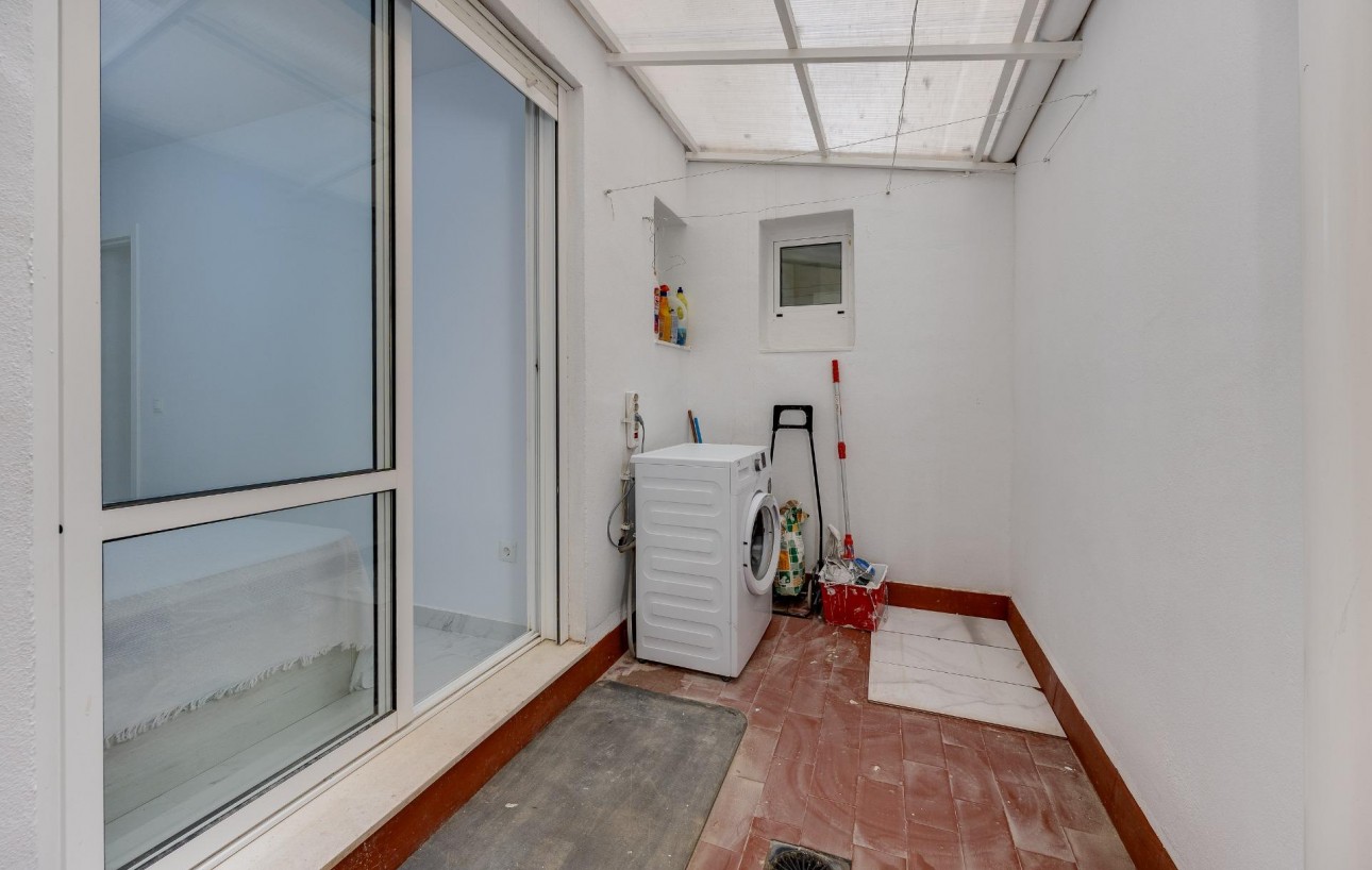 Sale - Apartment - Torrevieja - Parque de las Naciones